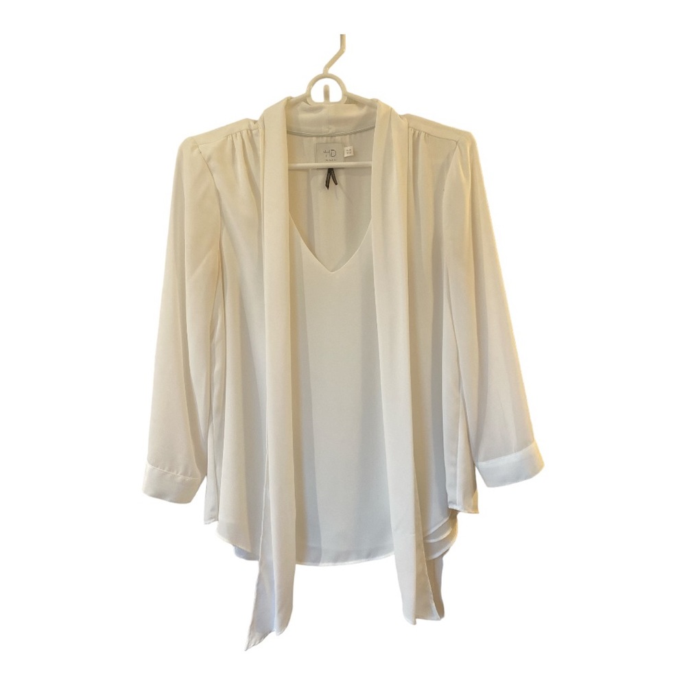 Anthropologie HD in Paris women’s v neck blouse, 3/4 sleeves with tie, size 0